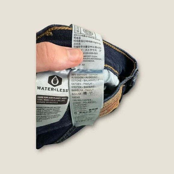 Levi's Women's 26 Ribcage Straight Ankle Denim Jeans Dark Distressed Button Fly - Picture 7 of 7